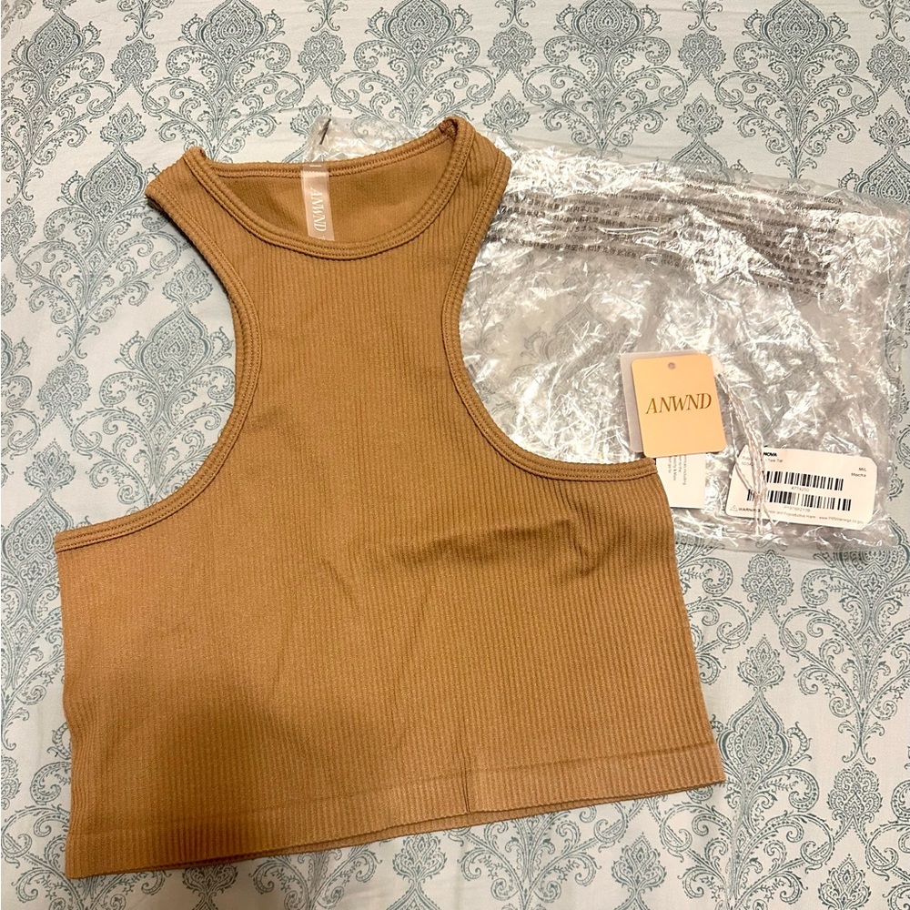 Fashion Nova seamless tank top M/L in Mocha ☕️